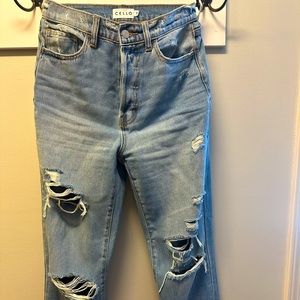 Size 3 Cello high-waisted dad style jeans.